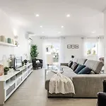 Villa Simoes *