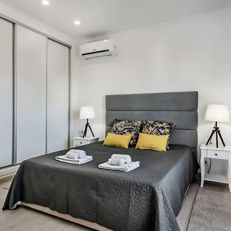 Simoes Villa Guia (Faro)